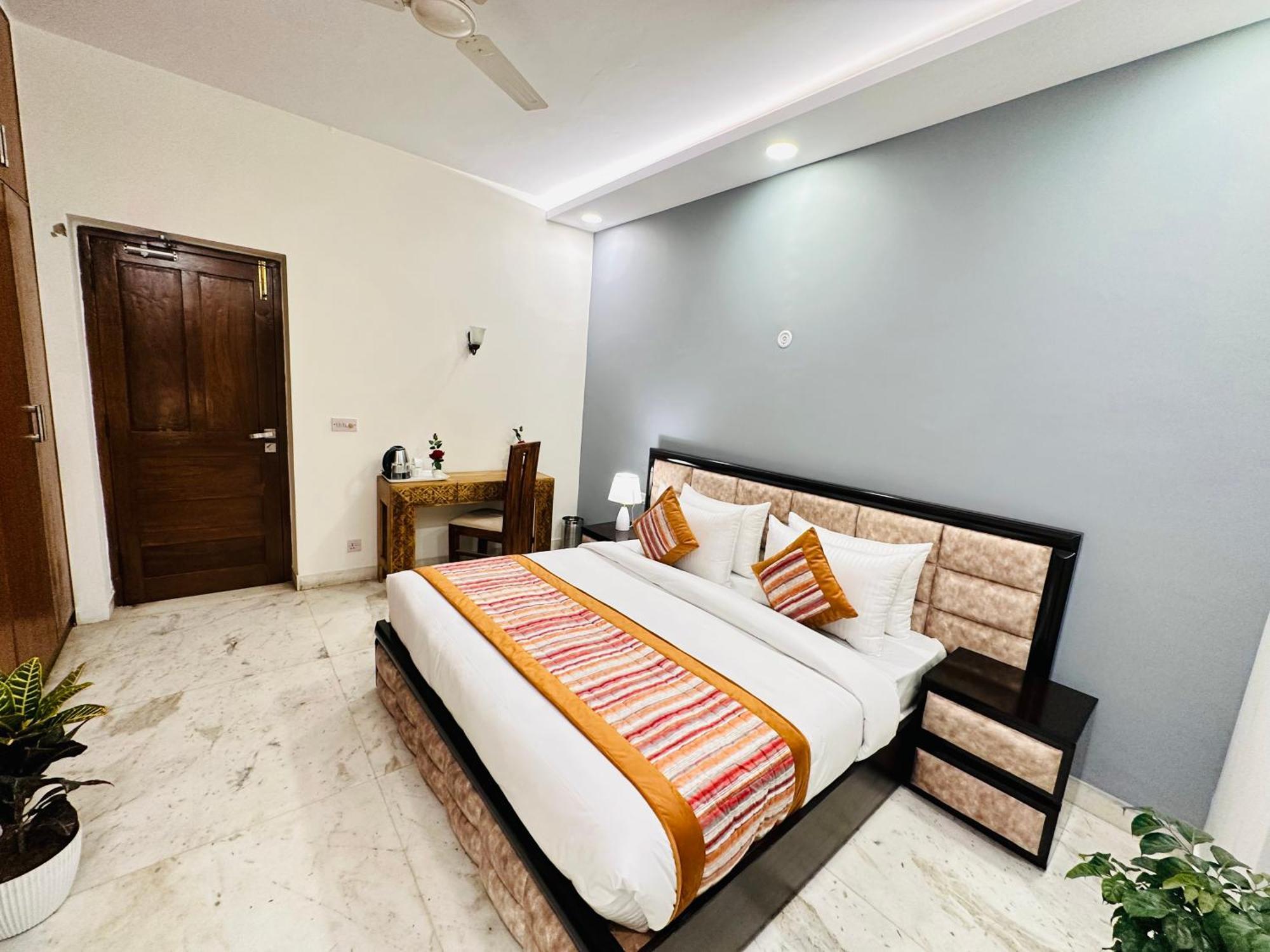 Grove Residency Hauz Khas New Delhi Couple Friendly酒店 外观 照片